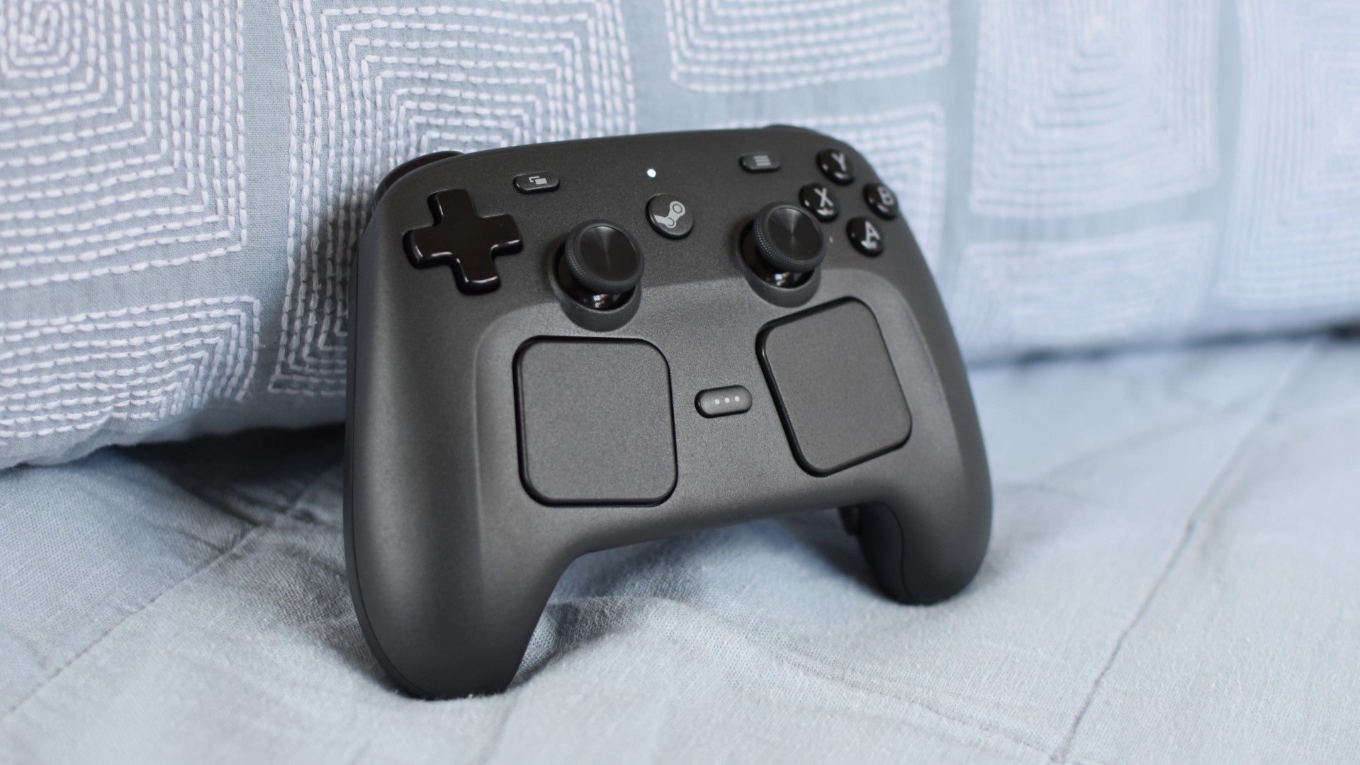 Valve cập nhật lộ trình giao hàng Steam Controller để người dùng dễ theo dõi