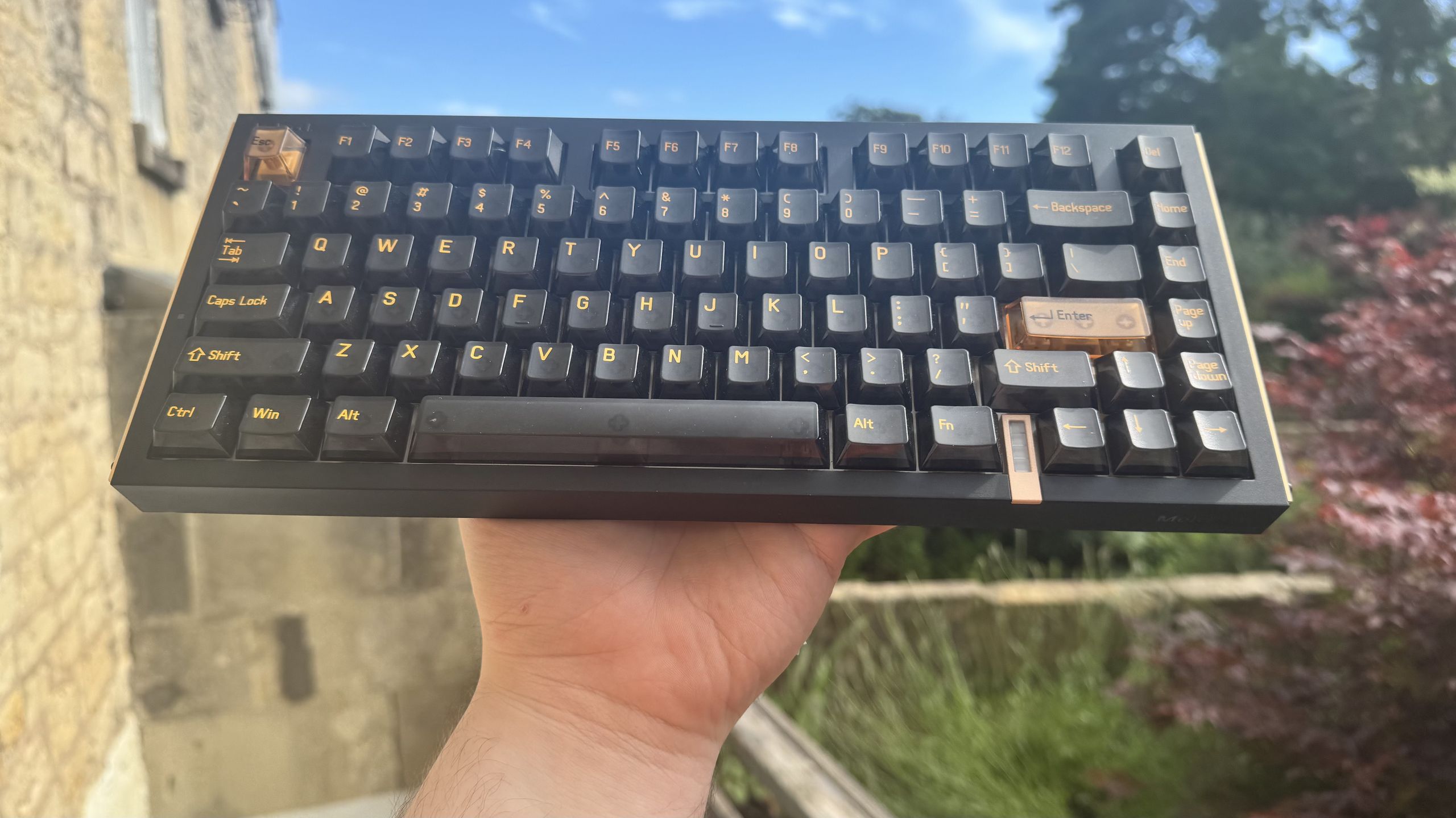 Đánh giá bàn phím Melgeek Real81: Lựa chọn cho game thủ hay chỉ là vẻ ngoài?